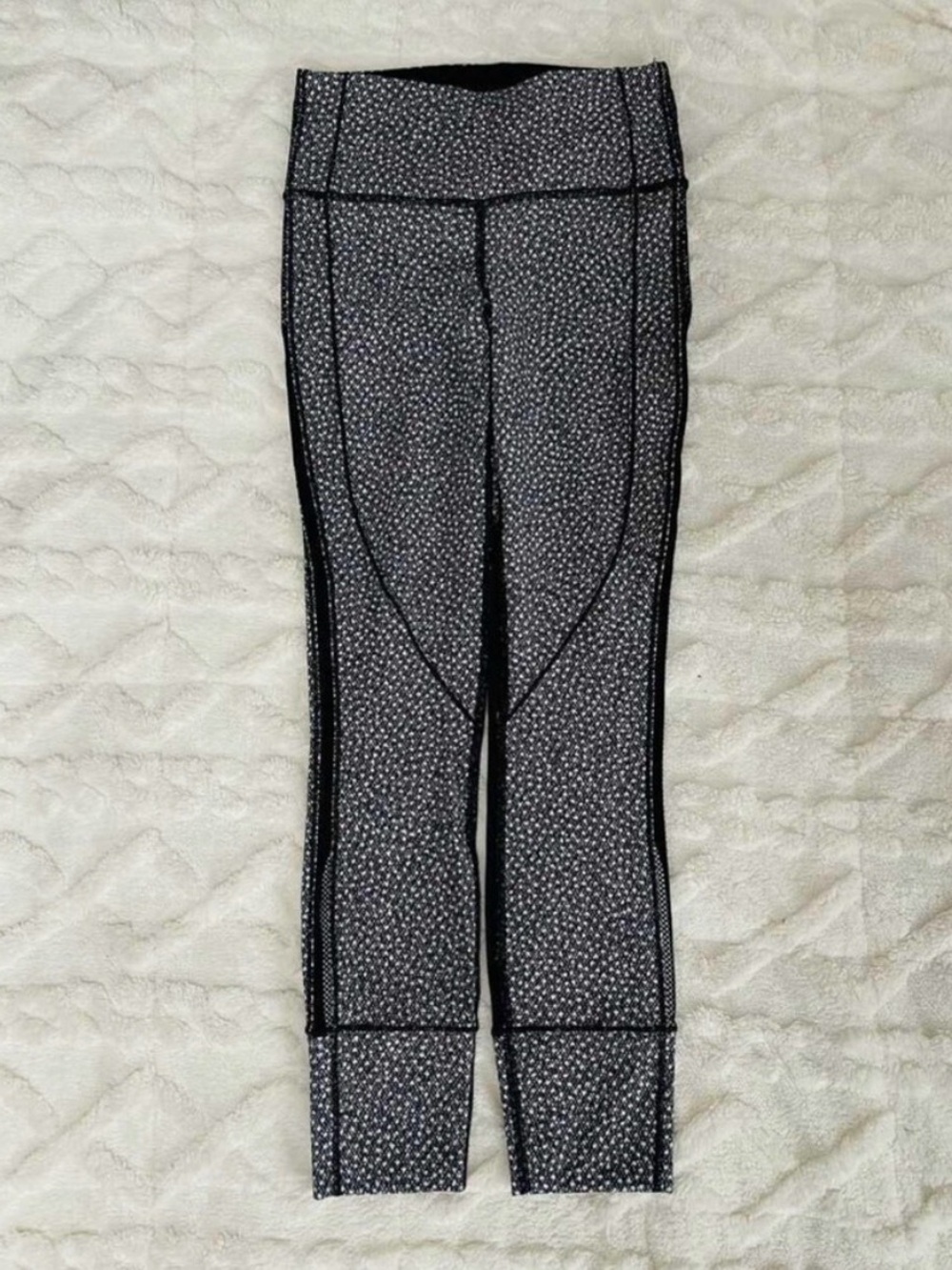 New Lululemon Hit It 7/8 Tight